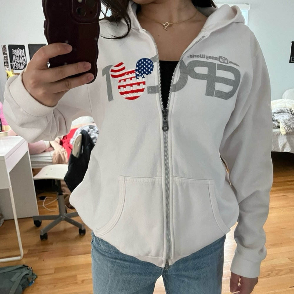 Disney EPCOT vintage zip up hoodie